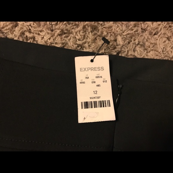 Black Express pencil skirt - Picture 2 of 3